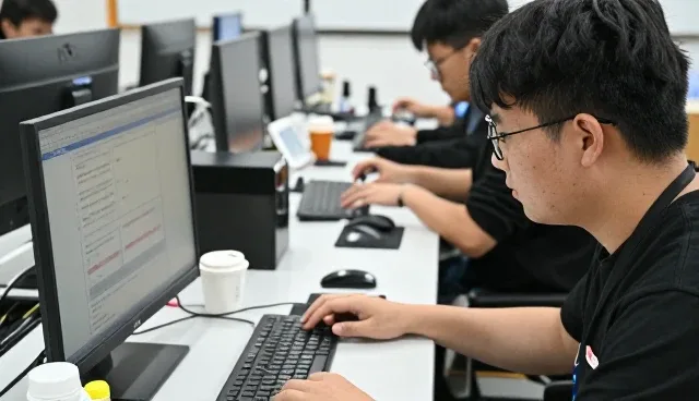 交通枢纽为什么需要定制化网站开发？